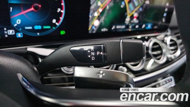 Mercedes-Benz E-Class 2023 — Şəkil 7/20