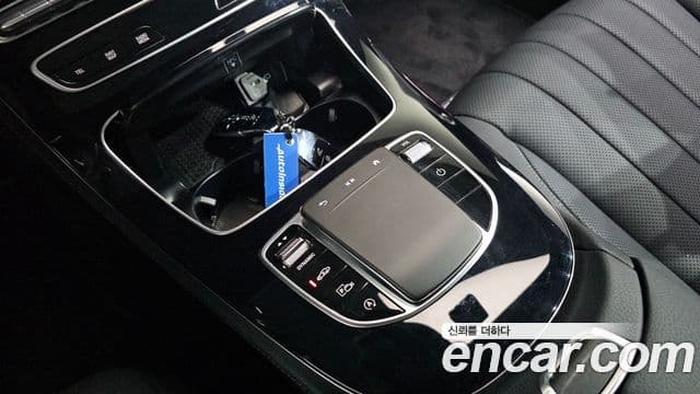 Mercedes-Benz E-Class 2023 — Şəkil 16/20