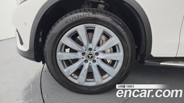 Mercedes-Benz GLC-Class 2019 — Şəkil 4/20