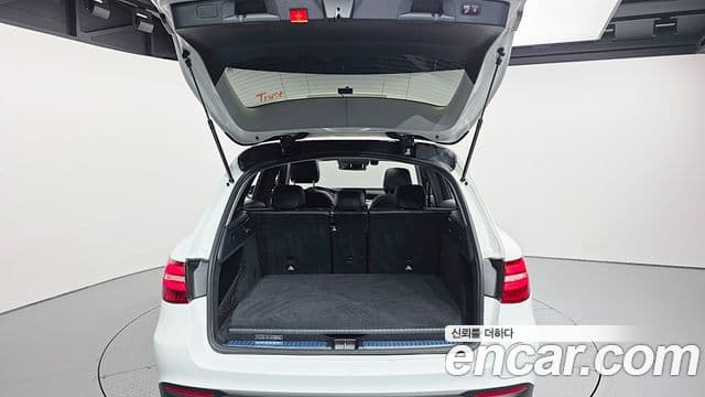 Mercedes-Benz GLC-Class 2019 — Şəkil 19/20