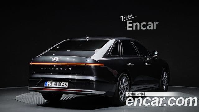 Hyundai Grandeur Hybrid 2025 — ფოტო 17/32