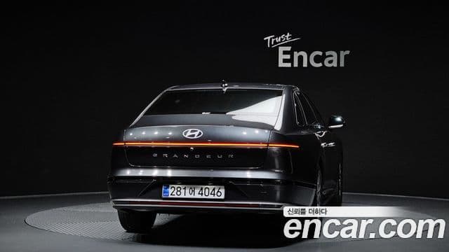 Hyundai Grandeur Hybrid 2025 — ფოტო 21/32