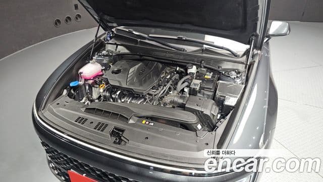 Hyundai Grandeur Hybrid 2025 — ფოტო 15/32