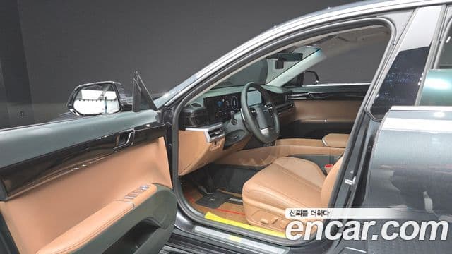 Hyundai Grandeur Hybrid 2025 — ფოტო 26/32