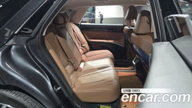 Hyundai Grandeur Hybrid 2025 — ფოტო 30/32