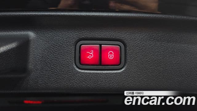 Mercedes-Benz S-Class 2022 — Photo 3/32