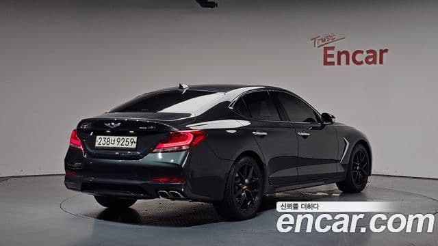 Genesis G70 2019 — ფოტო 2/20