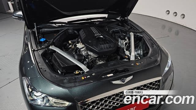 Genesis G70 2019 — ფოტო 6/20