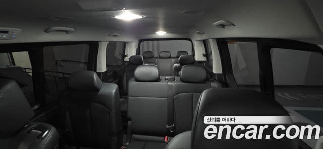 Hyundai Staria 2024 — ფოტო 16/18
