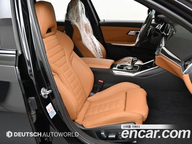 BMW 3 Series 2022 — Фото 11/20