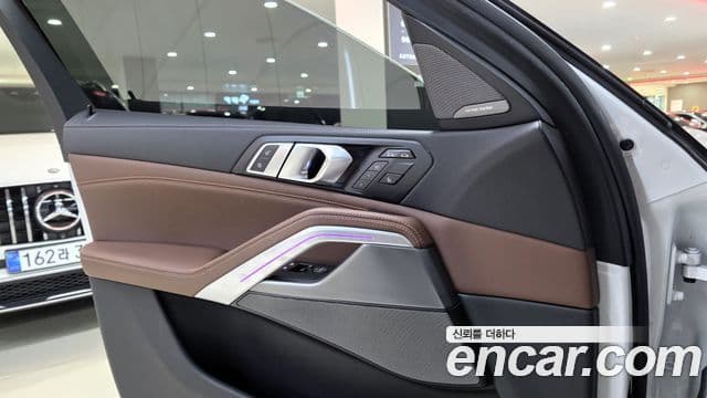 BMW X6 2022 — Şəkil 17/19