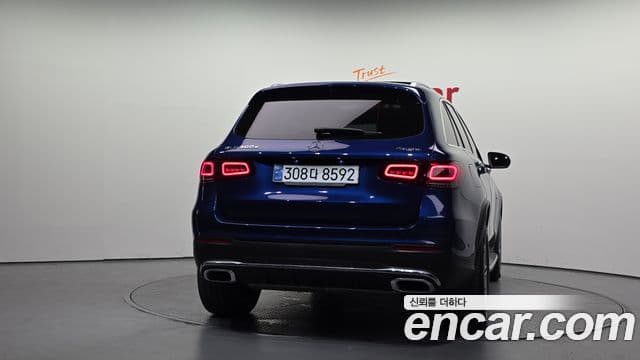 Mercedes-Benz GLC-Class 2021 — ფოტო 3/20