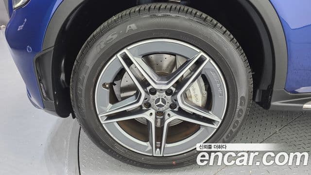 Mercedes-Benz GLC-Class 2021 — ფოტო 4/20