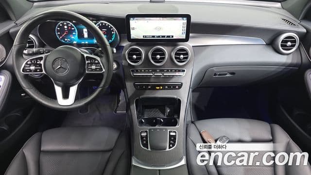 Mercedes-Benz GLC-Class 2021 — ფოტო 9/20