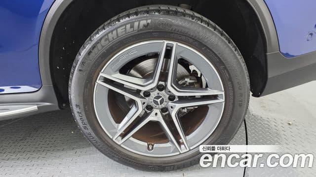 Mercedes-Benz GLC-Class 2021 — Photo 24/34