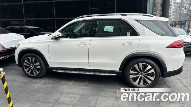 Mercedes-Benz GLE-Class 2026 — Фото 3/19