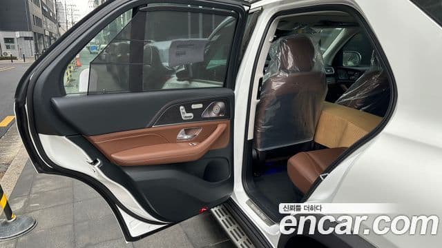 Mercedes-Benz GLE-Class 2026 — Фото 6/19