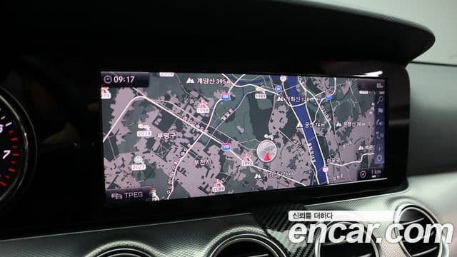 Mercedes-Benz E-Class 2019 — ფოტო 9/20