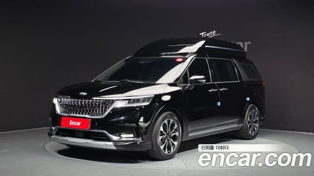 Kia Carnival 2021 — ფოტო 1/20