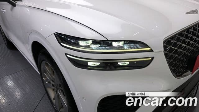 Genesis GV70 2021 — Şəkil 21/33