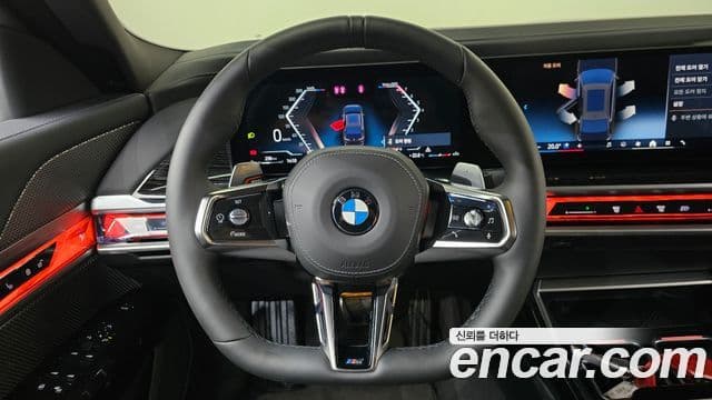 BMW 7 Series 2025 — Фото 14/20