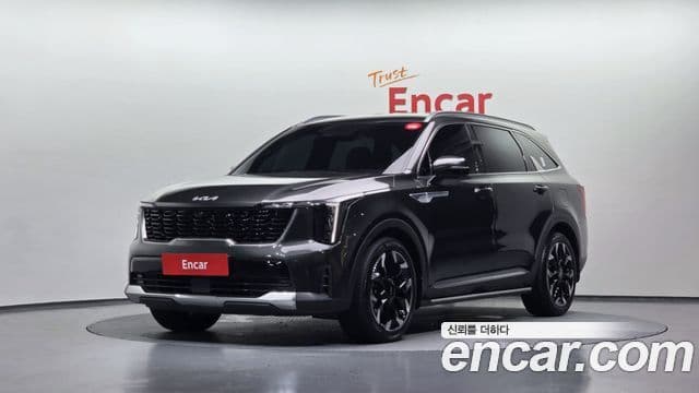 Kia Sorento 2023 — Фото 1/20