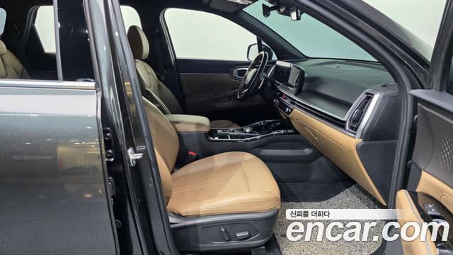 Kia Sorento 2023 — Фото 11/20