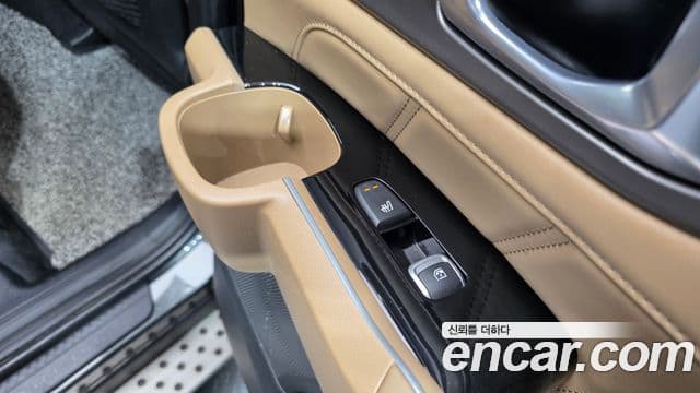 Kia Sorento 2023 — Фото 19/20