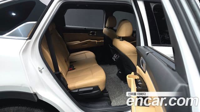 Kia Sorento 2023 — Şəkil 12/20