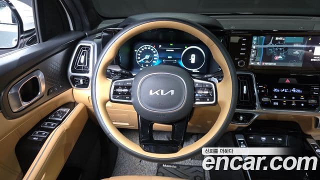 Kia Sorento 2023 — Şəkil 13/20