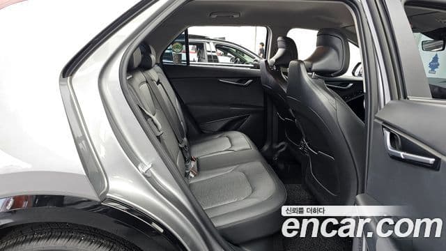 Kia Niro 2022 — ფოტო 12/20