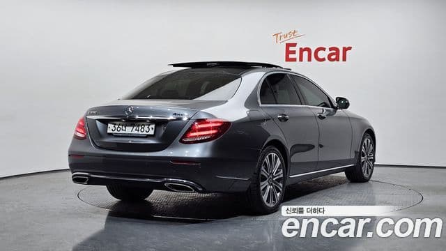 Mercedes-Benz E-Class 2019 — Şəkil 2/20