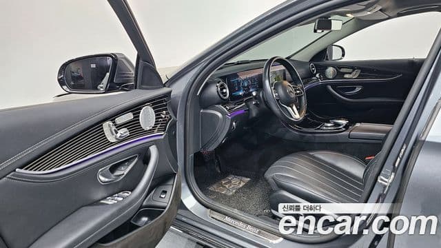 Mercedes-Benz E-Class 2019 — Şəkil 10/20