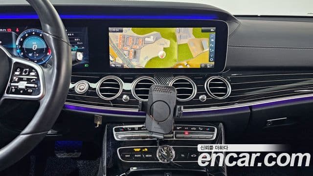 Mercedes-Benz E-Class 2019 — Şəkil 13/20