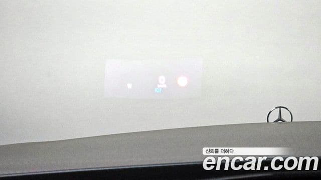 Mercedes-Benz E-Class 2019 — Şəkil 17/20