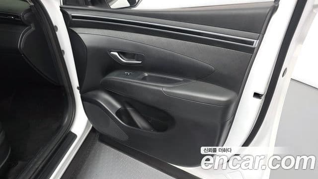Hyundai Tucson Hybrid 2021 — Şəkil 23/31