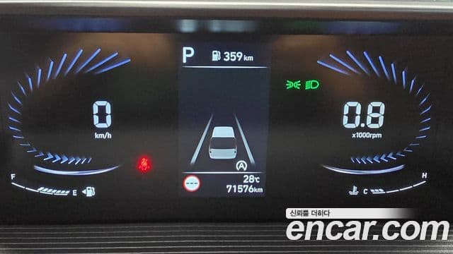 Hyundai Staria 2021 — ფოტო 7/19