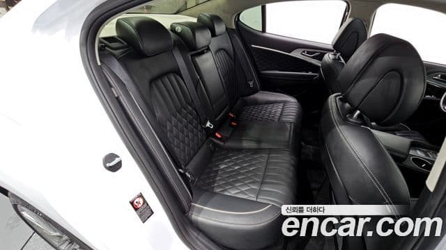 Genesis G70 2018 — Şəkil 16/20