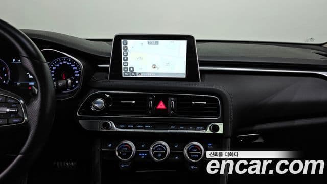 Genesis G70 2018 — Şəkil 18/20
