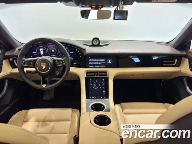 Porsche Taycan 2023 — Şəkil 10/20