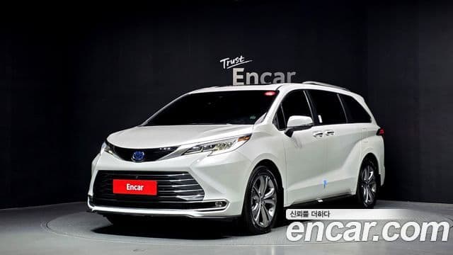 Toyota Sienna 2024 — Şəkil 9/20