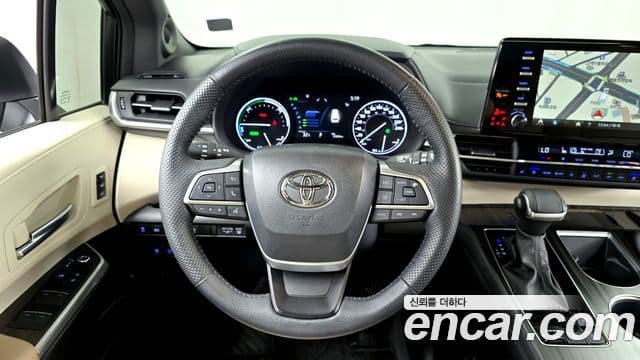 Toyota Sienna 2024 — Şəkil 13/20
