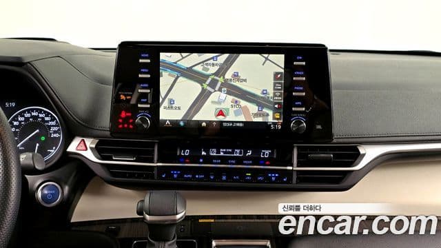 Toyota Sienna 2024 — Şəkil 14/20