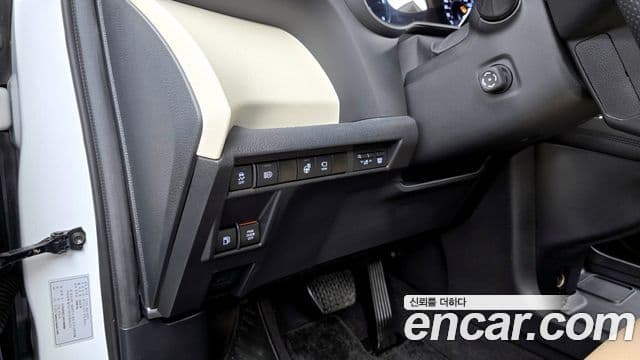 Toyota Sienna 2024 — Şəkil 18/20