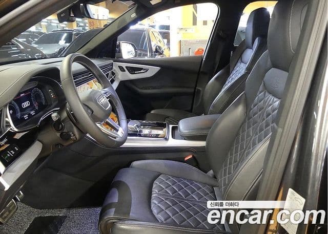 Audi Q7 2023 — Şəkil 8/20