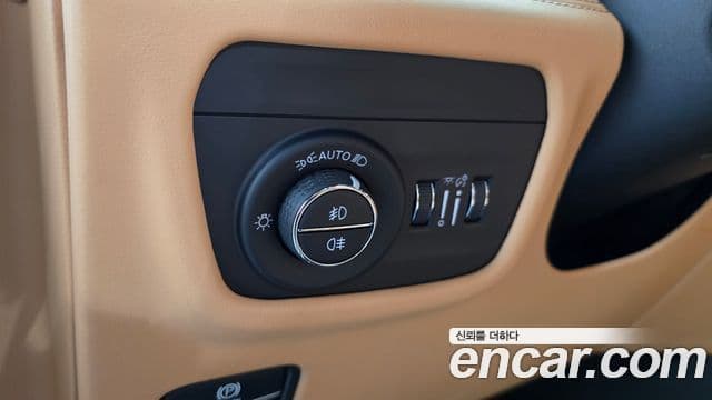 Jeep Grand Cherokee 2022 — Фото 20/20