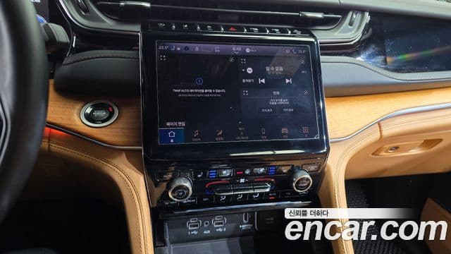 Jeep Grand Cherokee 2022 — Photo 29/40