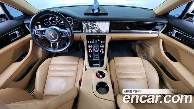 Porsche Panamera 2018 — Şəkil 15/40
