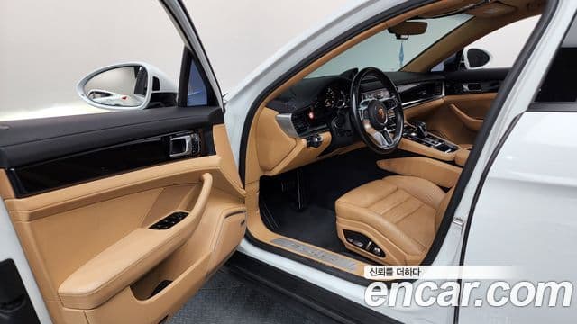 Porsche Panamera 2018 — Şəkil 7/40