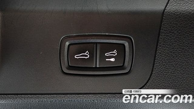 Porsche Panamera 2018 — Şəkil 9/40